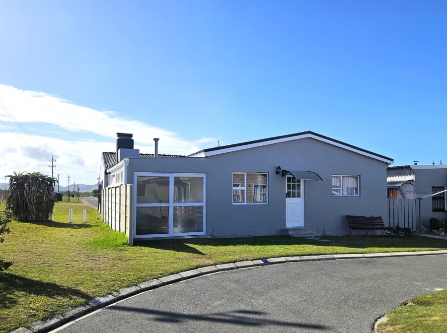 3 Bedroom Property for Sale in Pearly Beach Western Cape
